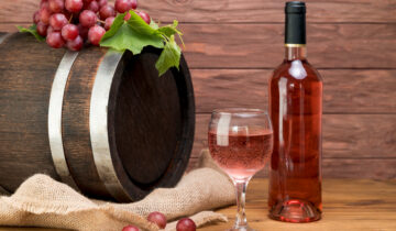 L’arte dell’abbinamento: vino rosato con cosa si abbina?